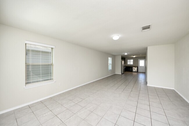 Building Photo - 2710 Lapwing Dr.