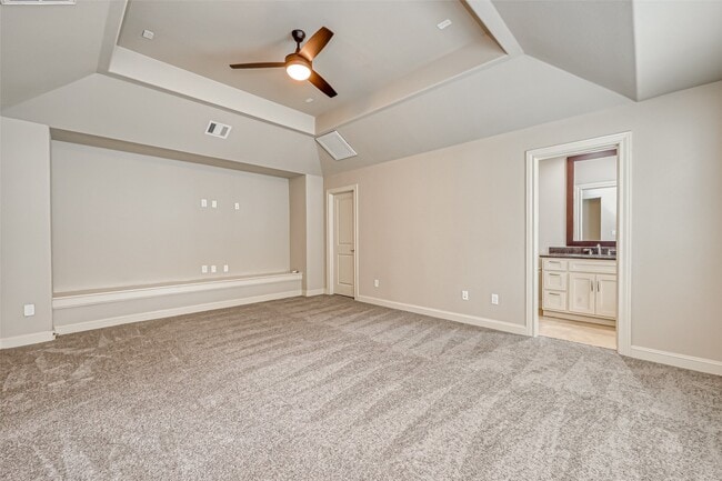 Building Photo - 5811 Kiam St