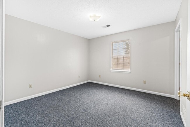 Building Photo - 199 S Brook St