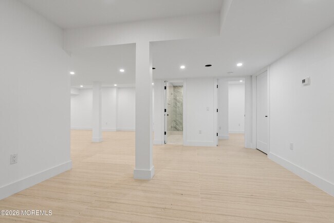 Building Photo - 150 Ampere Ave