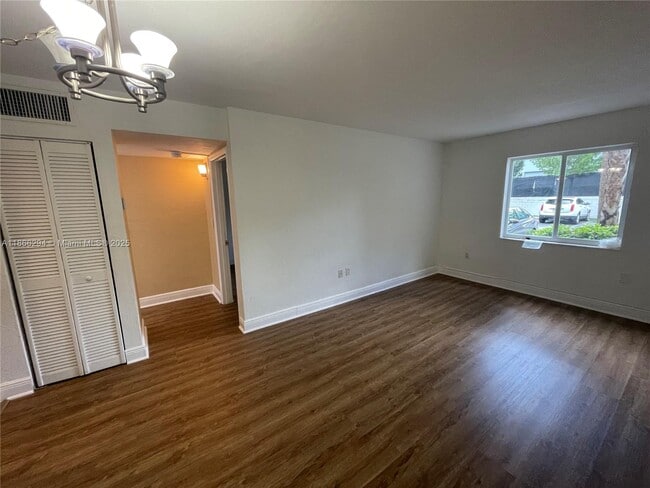 Building Photo - 8605 SW 68th Ct