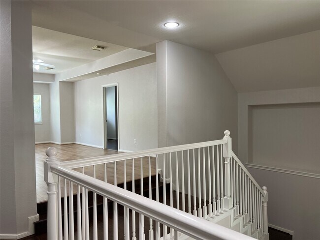 Building Photo - 23703 Banning Point Ct