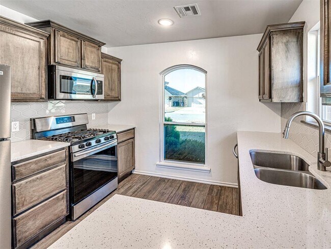 Building Photo - 3012 NW 184th Terrace