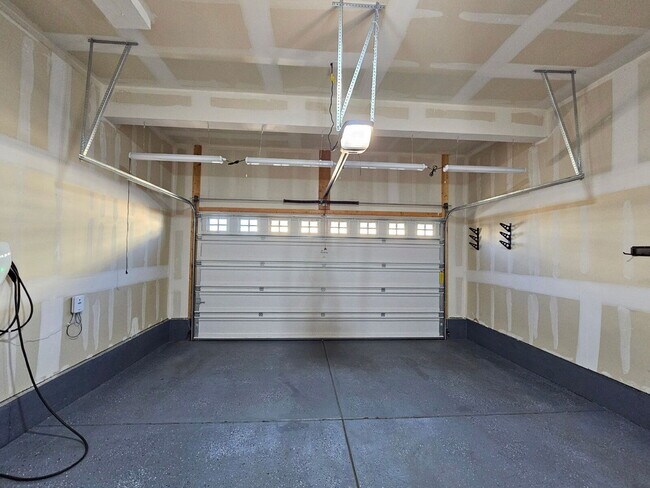 Building Photo - 17576 Rose Heath Ln