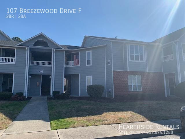 Primary Photo - 107 Breezewood Dr