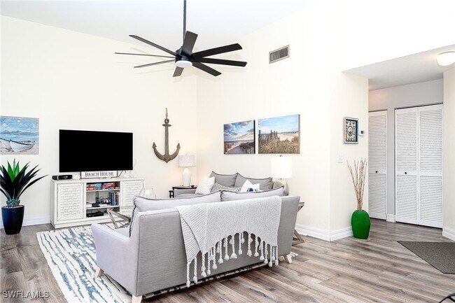 Building Photo - 586 Beachwalk Cir