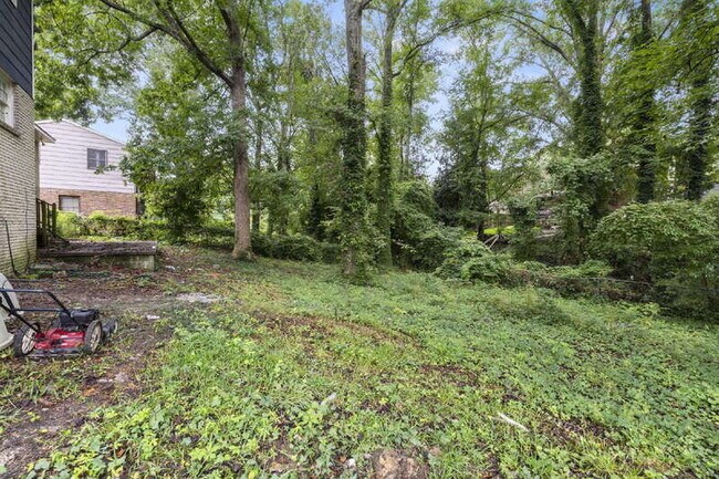Building Photo - 10577 Thrasher Rd