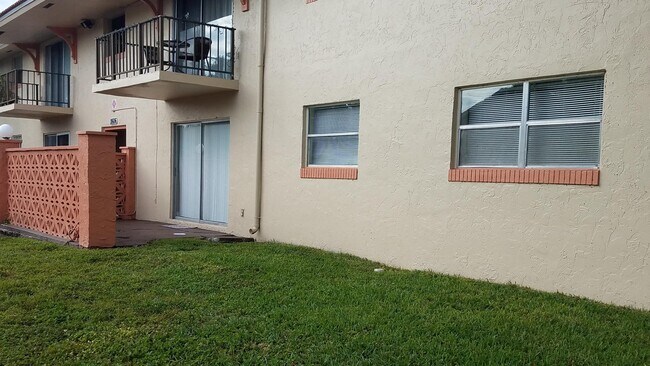 Building Photo - 11606 NW 29th St