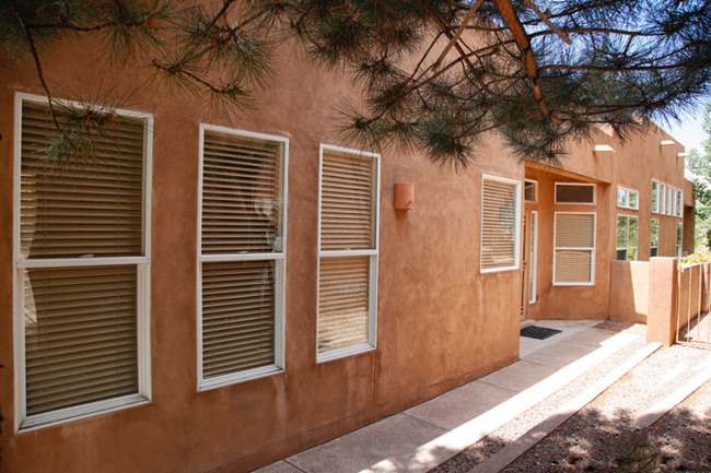 Building Photo - 6223 Goldfield Pl NE