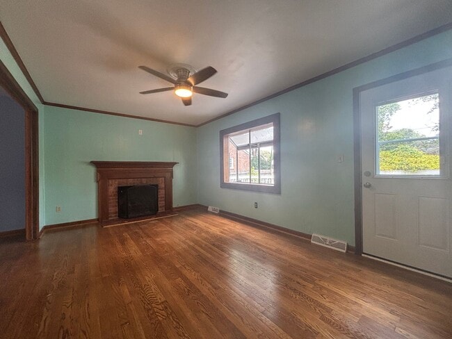Building Photo - 4bd/2.5ba Home in Hampton