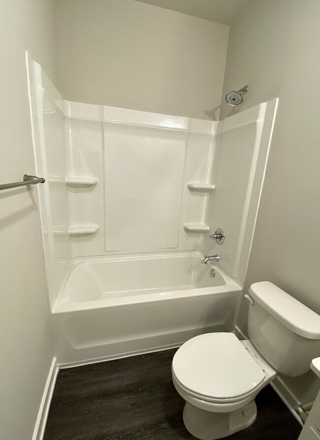 Building Photo - Home for Rent in Weaver AL... Available to View with 48 Hour Notice!!!