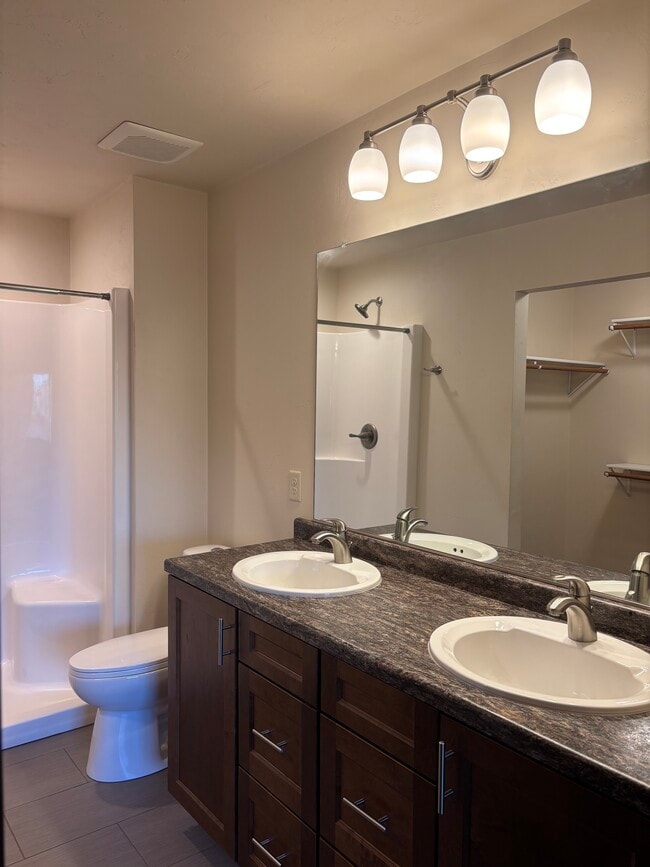 Building Photo - 2382 Jacobsen Rd