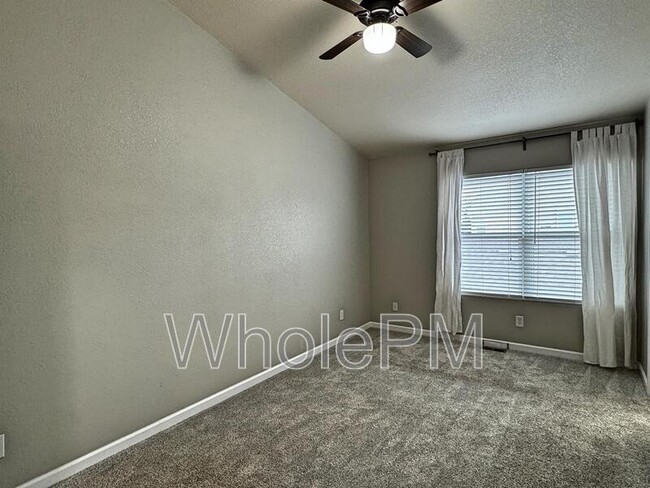 Building Photo - 15612 E 96th Way