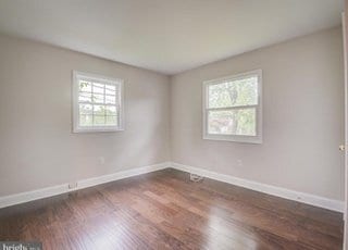 Building Photo - 10108 Lomond Dr