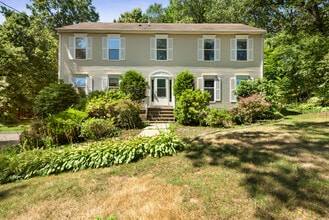 Building Photo - 15 Blue Ridge Ln