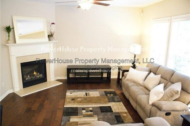 Building Photo - 5530 Crestwick Wy