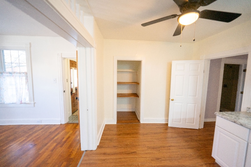 Building Photo - 517 High St