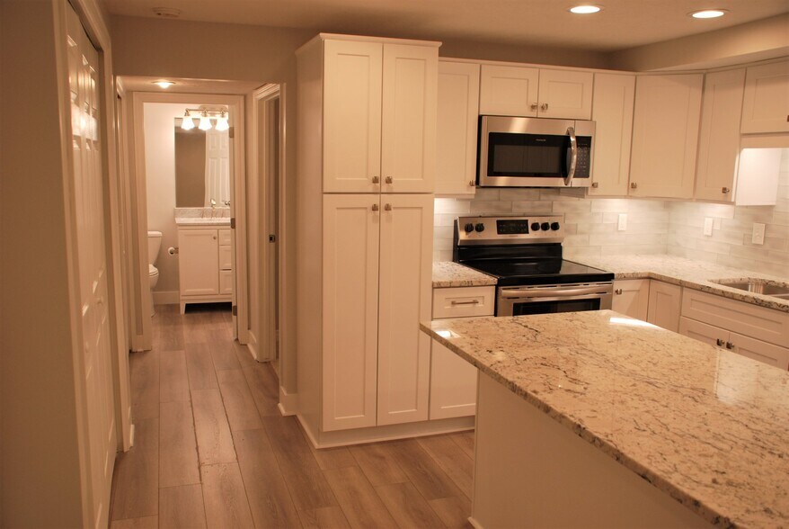 Building Photo - 350 Bricker Dr