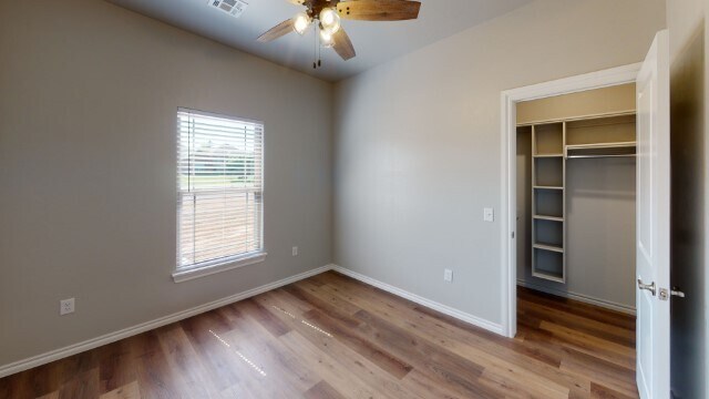 Building Photo - 36 Blue Meadow Dr