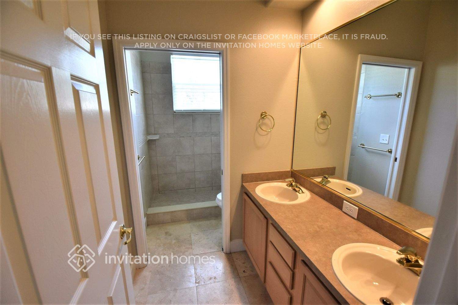Building Photo - 2324 Lielasus Dr