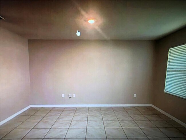 Building Photo - 4058 Silverstream Terrace