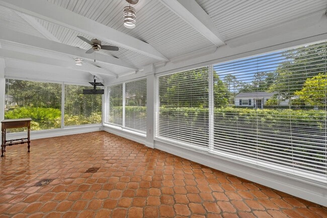 Building Photo - Winter Park Charmer