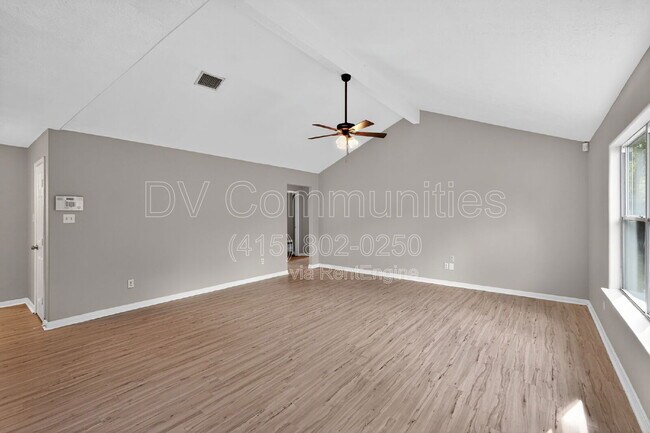 Building Photo - 16350 Many Trees Ln