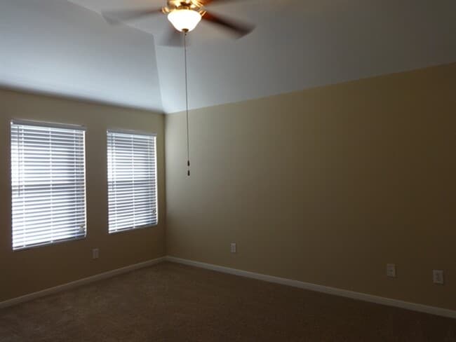 Building Photo - 11110 Vanilla Circle Court