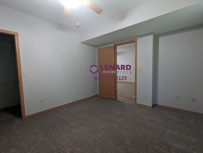 Building Photo - Farm Rd 123