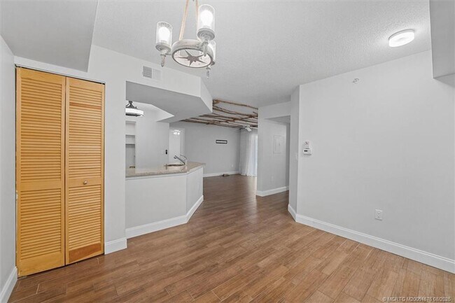 Building Photo - 3673 NW Adriatic Ln