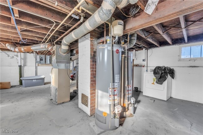 Building Photo - 3992 E 26th St