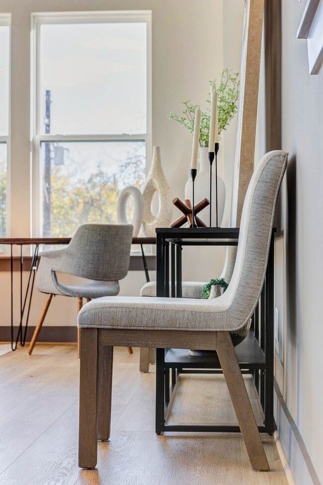 Building Photo - 4805 Paula St