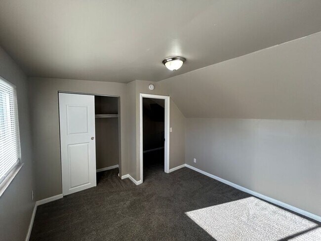 Building Photo - 1324 Beech Ave