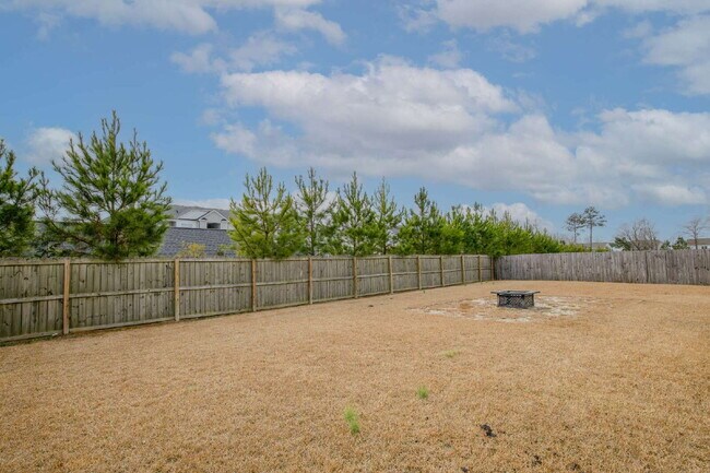 Building Photo - This Isn't a Rental. It's 2,400 Sq. Ft. of Room to Actually Live — Highcroft, Fayetteville