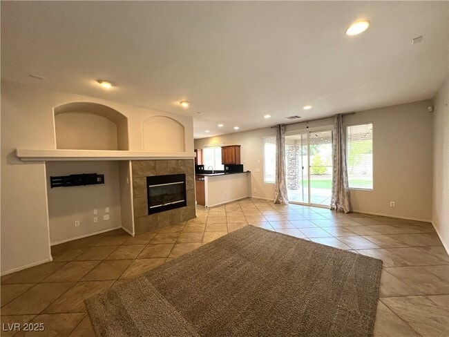 Building Photo - 6908 Caspian Tern St
