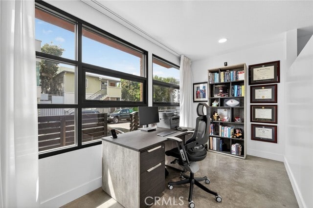 Building Photo - 1418 Innes Pl