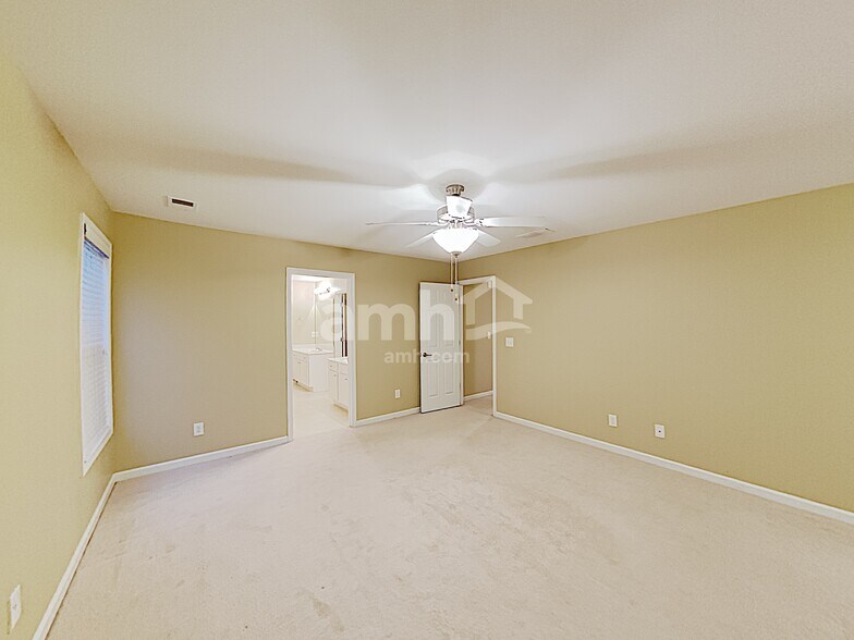 Building Photo - 492 Winter Haven Ln