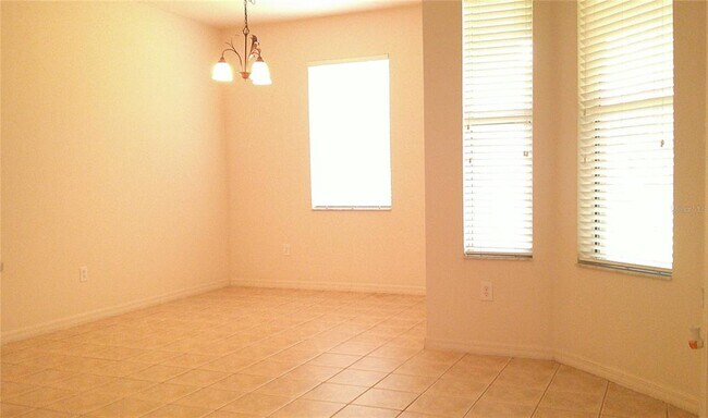 Building Photo - 609 Cedar Waxwing Dr
