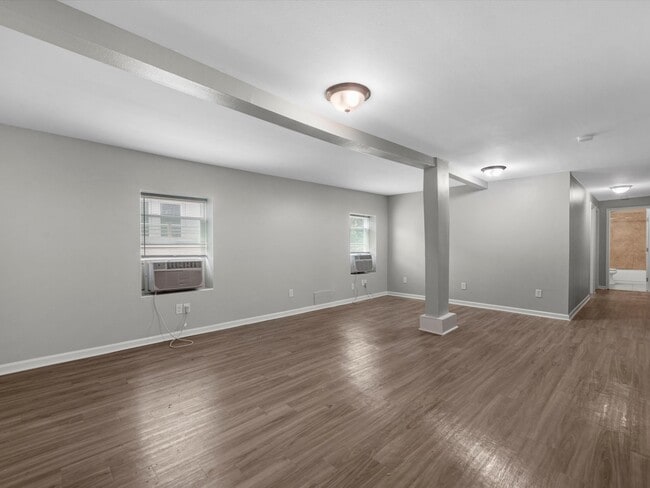 Building Photo - 1811 39th St