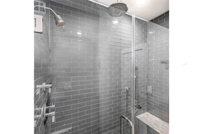 Building Photo - 808 Woodrow St