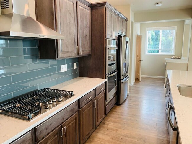 Building Photo - 5 bd 3.5 bath Bothell Single Family House ...