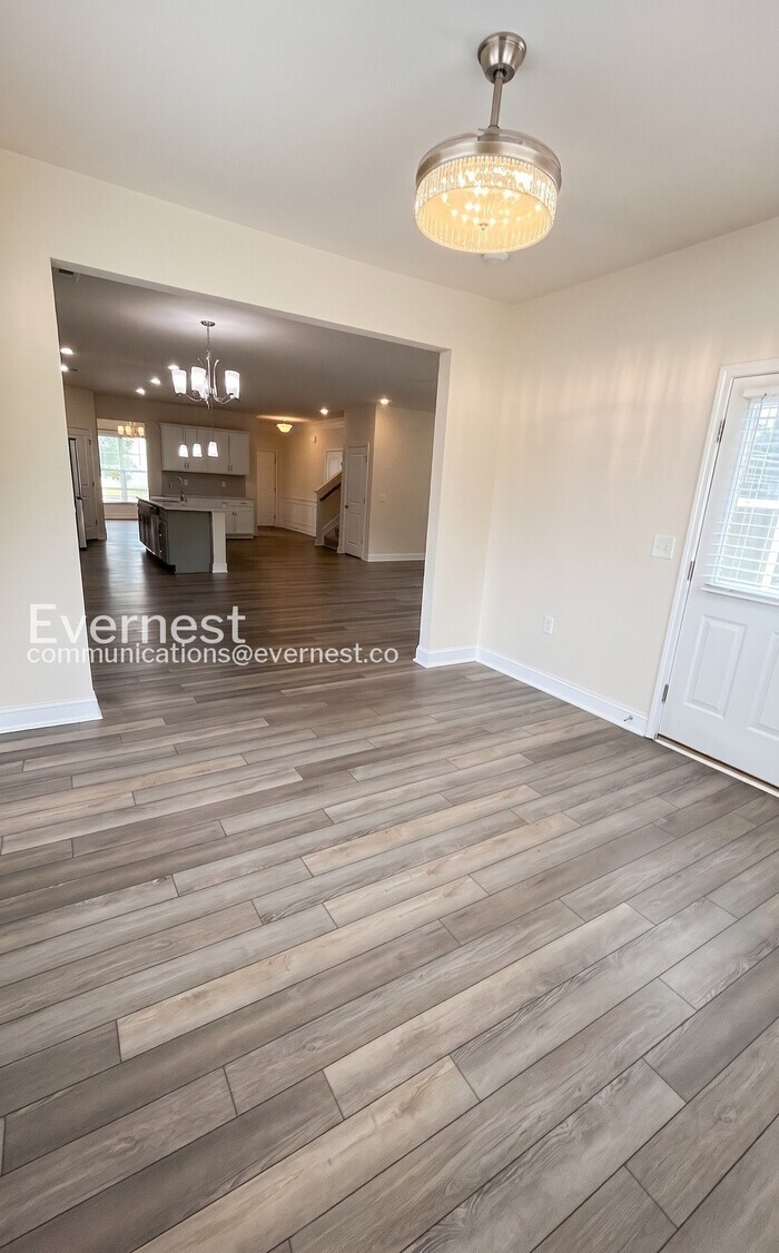 Building Photo - 8436 Jordan Meadow Dr