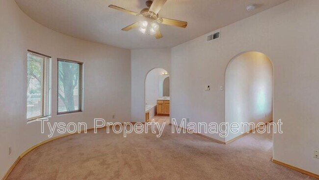 Building Photo - 10509 Tuscany Dr NW
