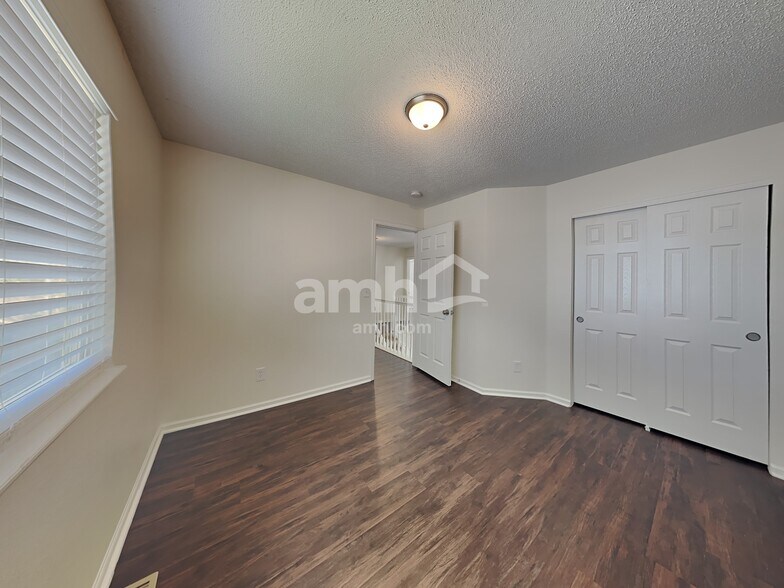 Building Photo - 4103 N Malta St