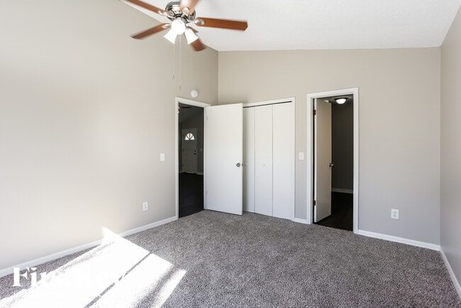 Building Photo - 6736 Newgate Cir E