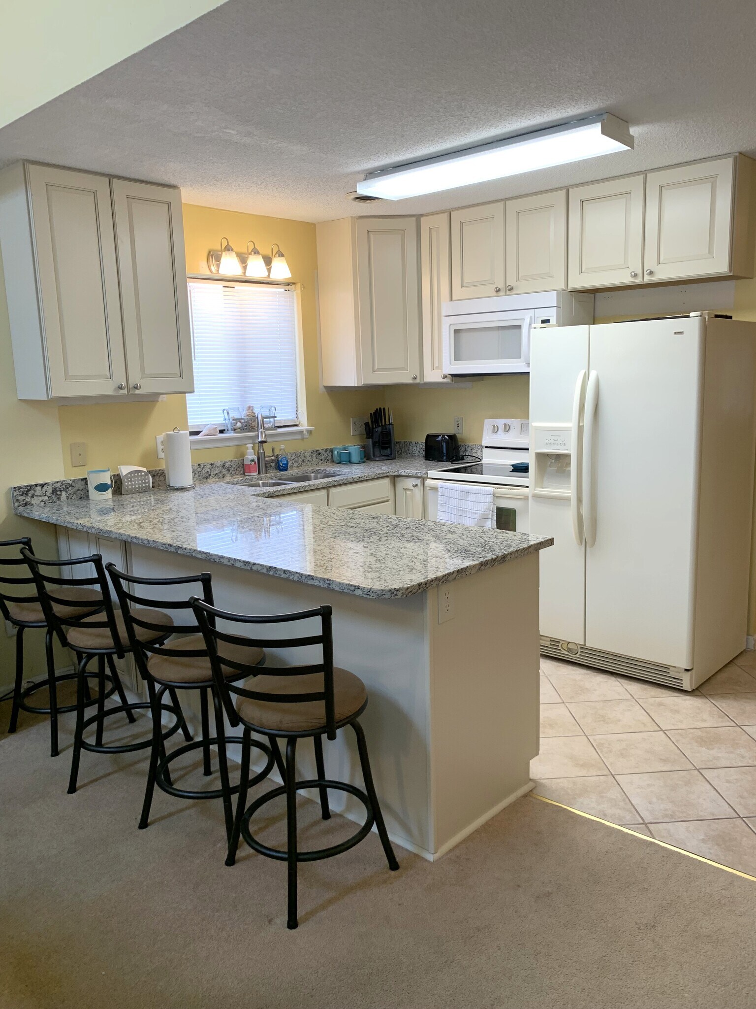 Building Photo - 3700 Golf Colony Ln