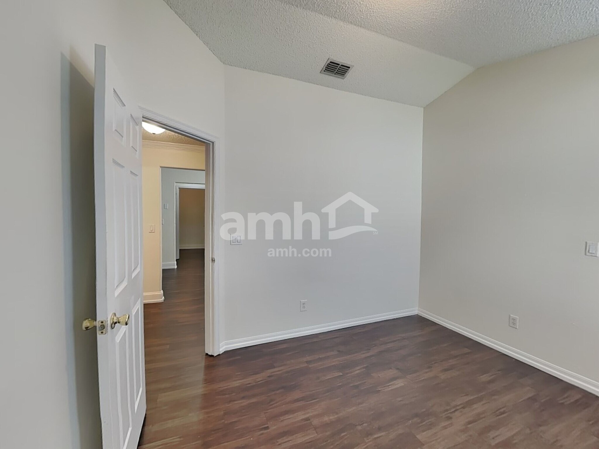 Building Photo - 882 Grand Hughey Ct
