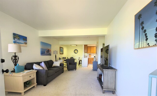 Primary Photo - 1 bed, 1 bath furnished in tranquil Norfolk