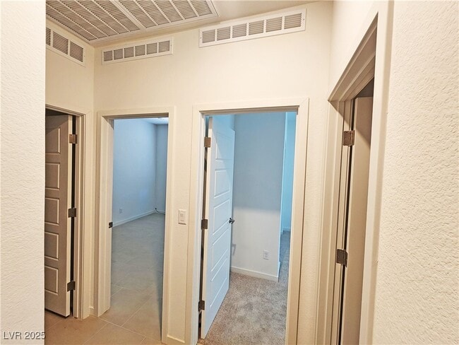 Building Photo - 4096 E Cactus Cyn Dr
