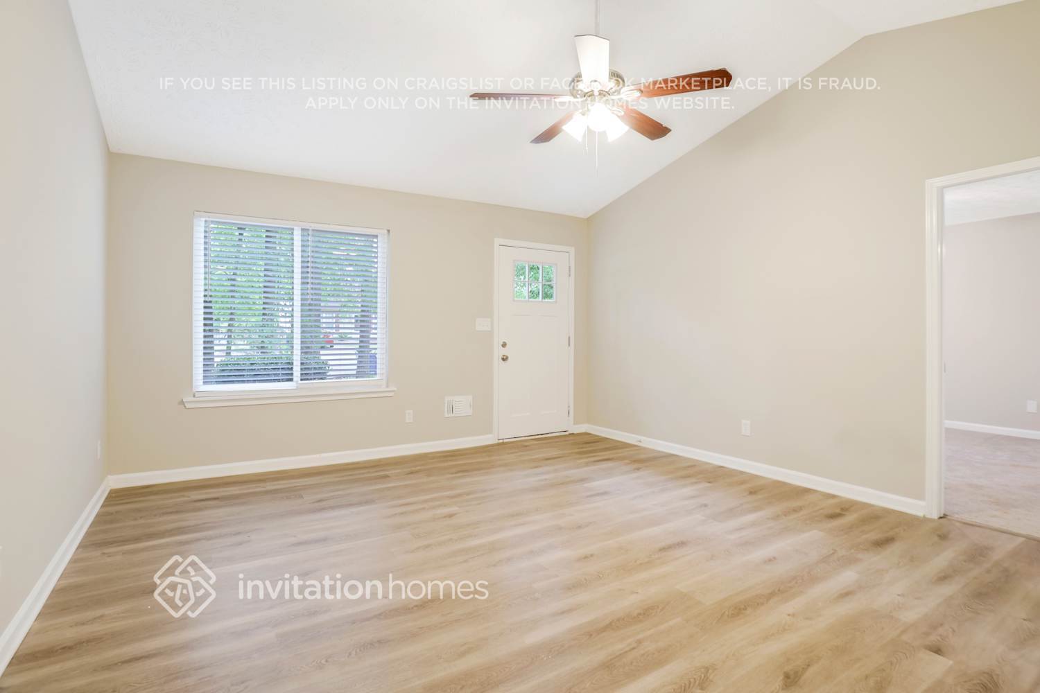 Building Photo - 460 Azalea Dr